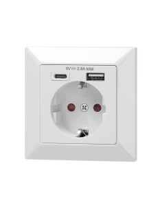 Gniazdo pojedyncze 2P+Z (Schuko), USB-A + USB-C, Wyjście...