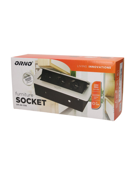 Gniazdo meblowe wpuszczane w blat z płaskim frezowanym rantem, 3x2P+Z, srebrne