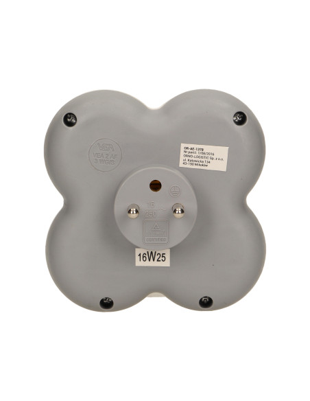 Rozgałęźnik, 3 gniazda 2P+Z z podświetlanym wyłącznikiem ON/OFF